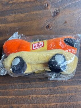 NEW Oscar Mayer Plush Wienermobile Toy